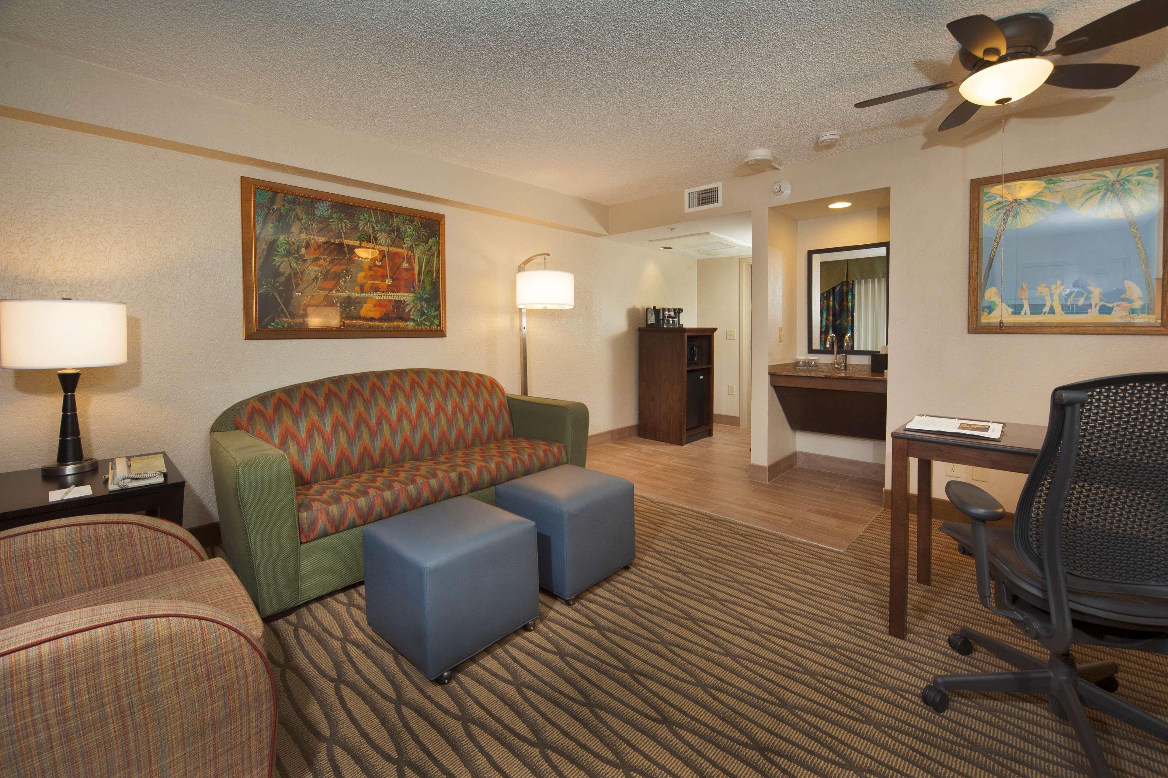 Embassy By Hilton Miami International Airport Miami Springs