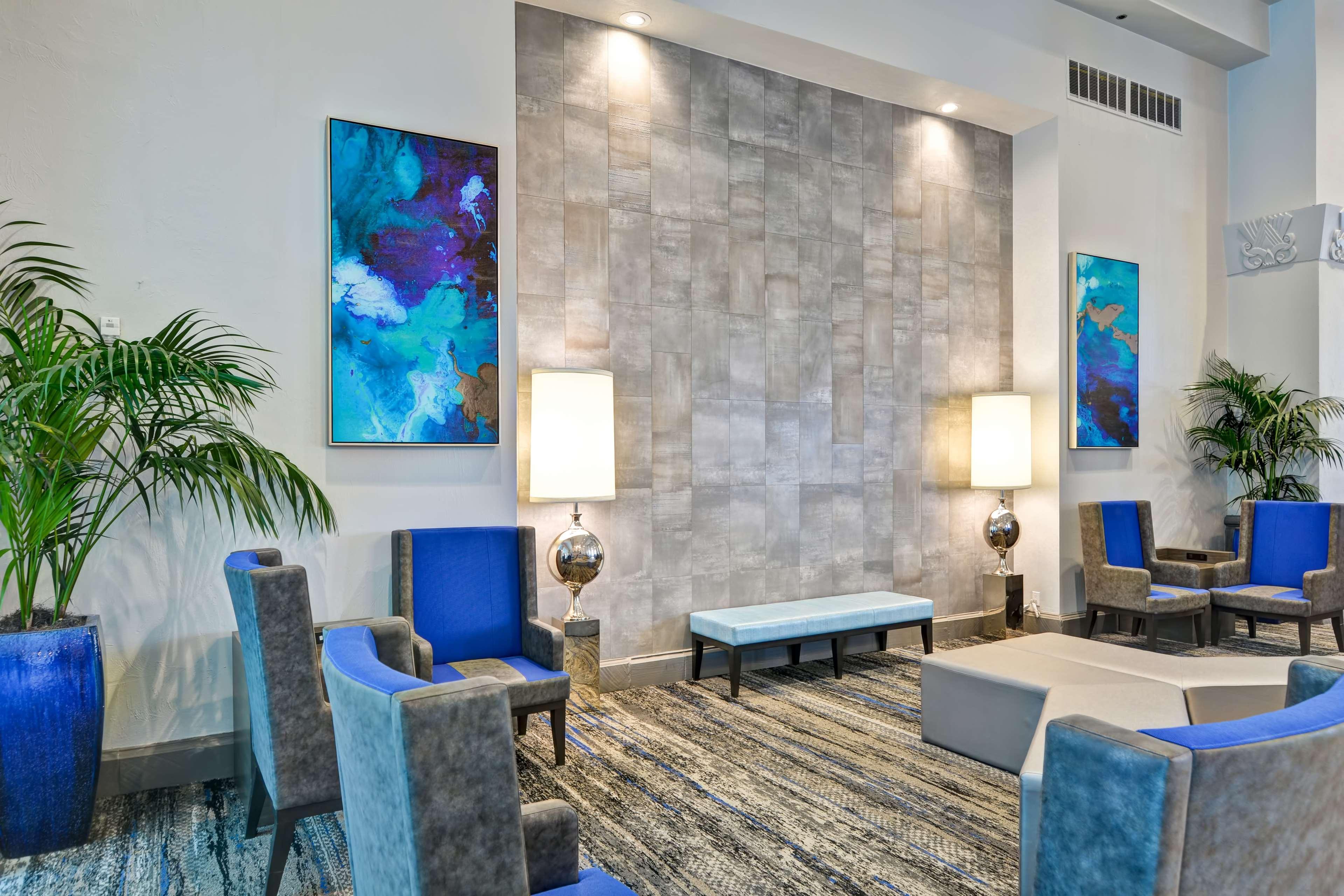 Embassy By Hilton Miami International Airport Hotel 4*