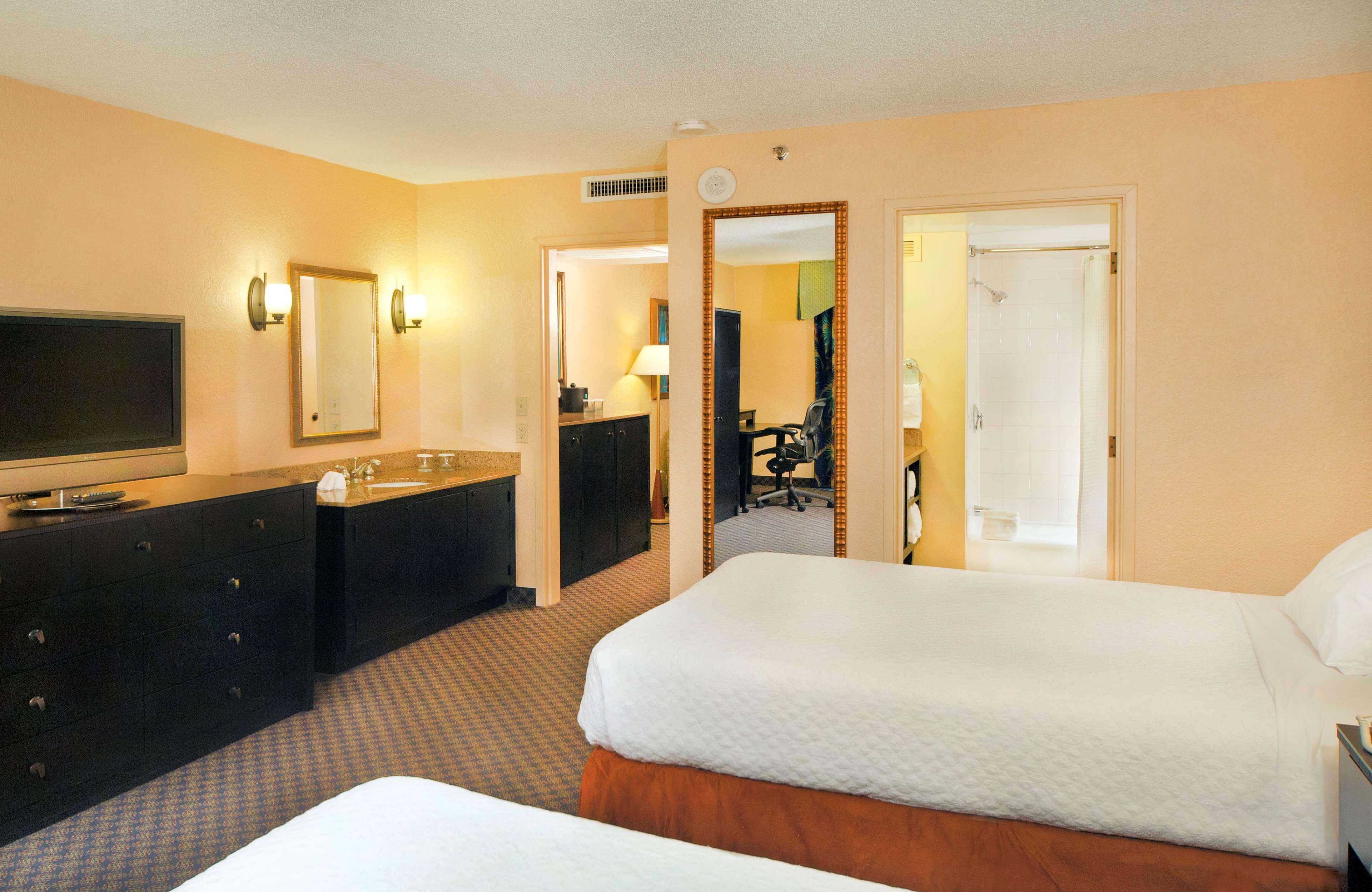 Embassy By Hilton Miami International Airport Hotel