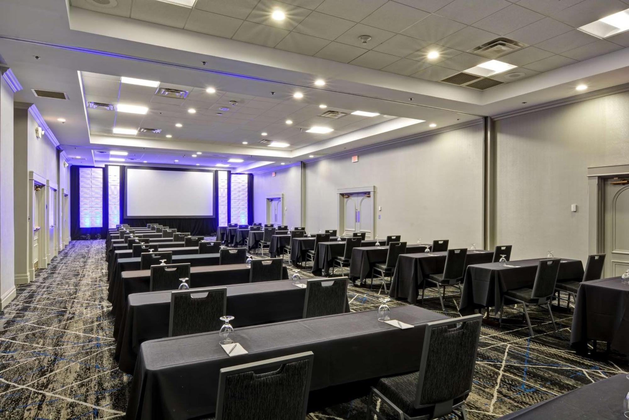 Embassy By Hilton Miami International Airport Hotel Miami Springs