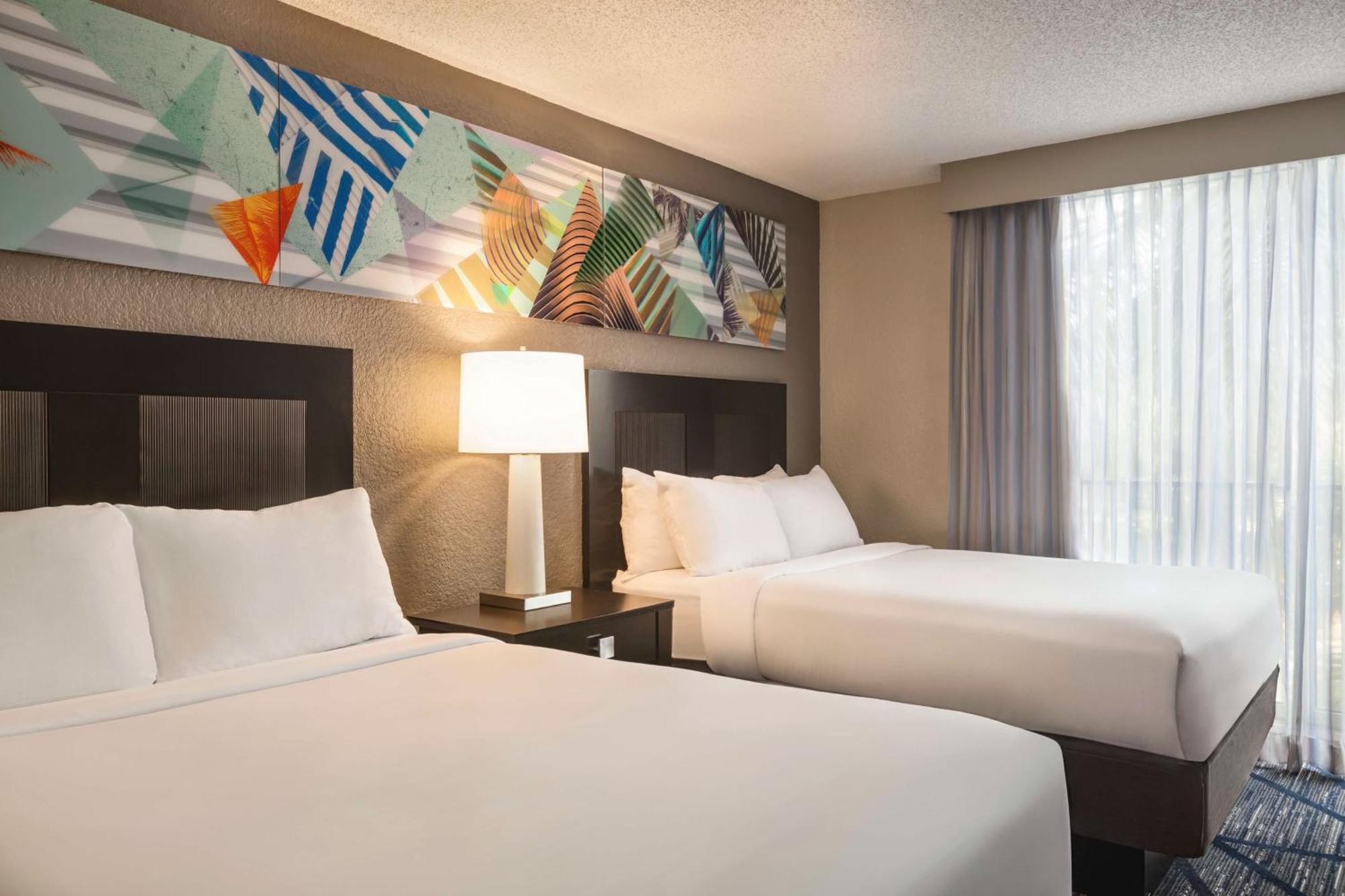 Embassy By Hilton Miami International Airport Hotel 4*