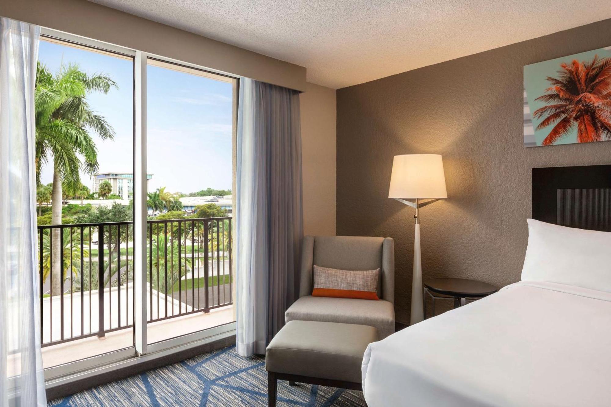 Embassy By Hilton Miami International Airport Hotel Miami Springs