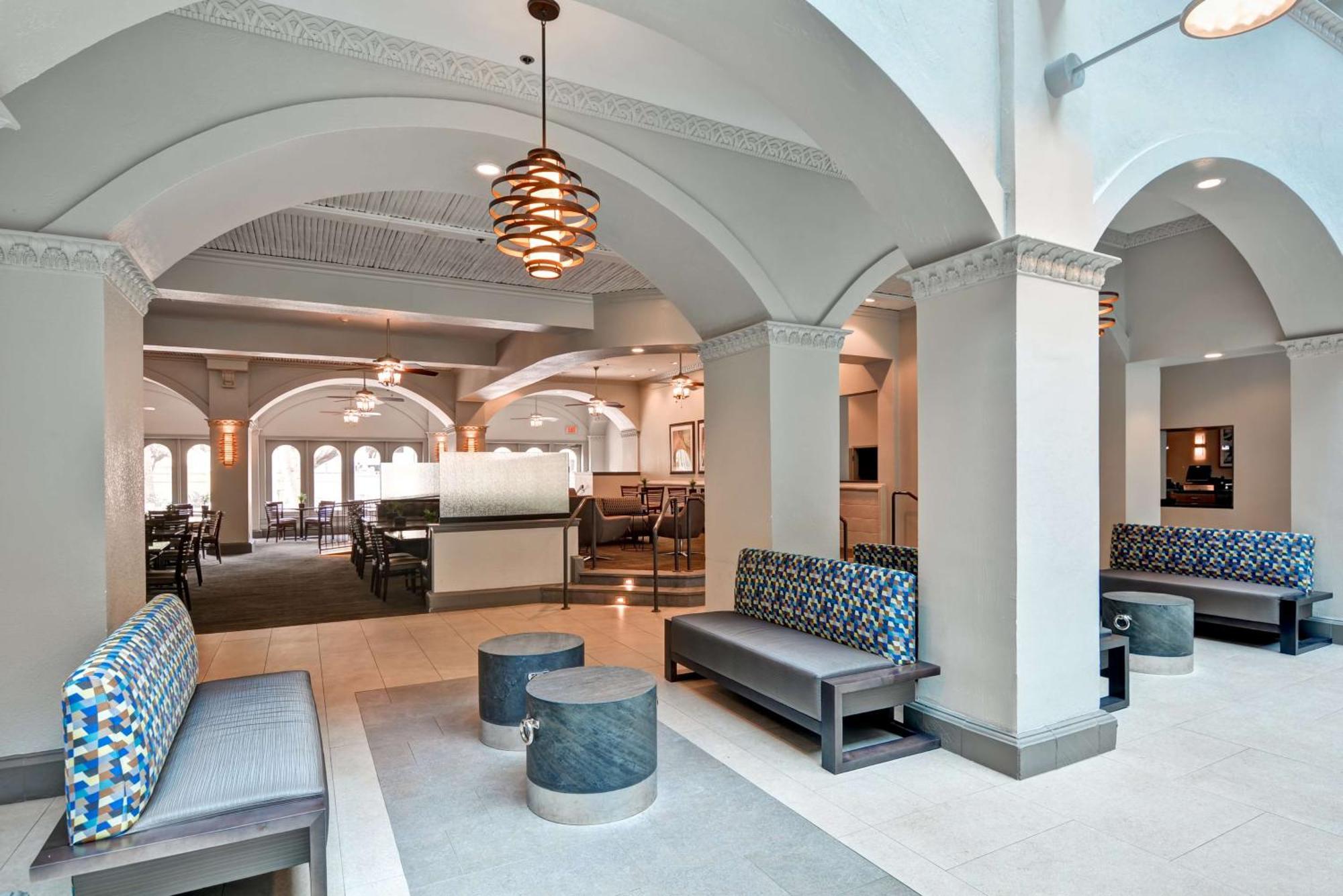 Embassy By Hilton Miami International Airport
