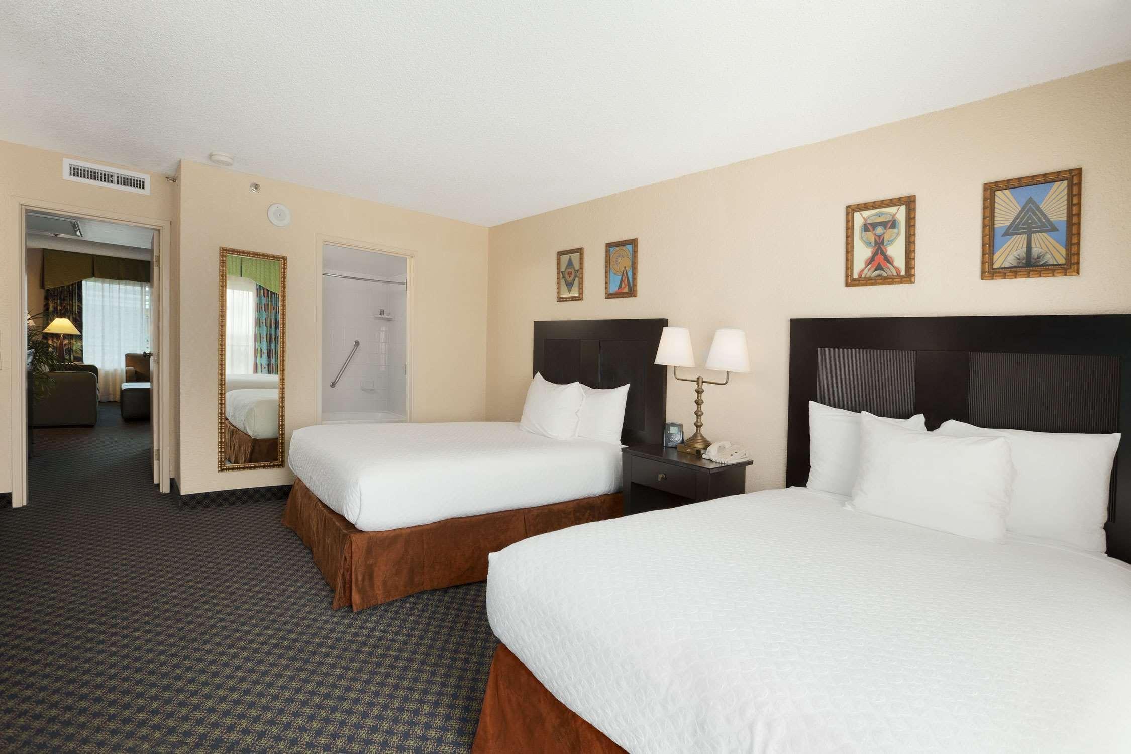 Hotel Embassy By Hilton International Airport Miami Springs
