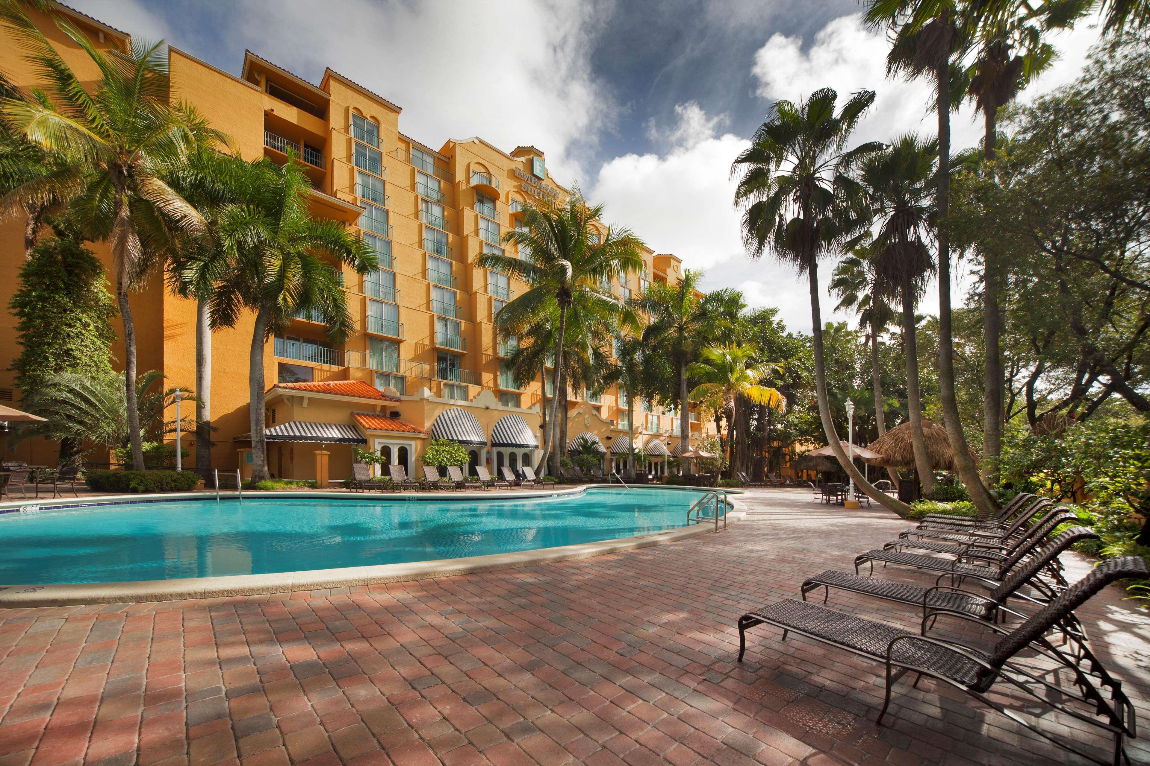 Hotel Embassy By Hilton International Airport Miami Springs