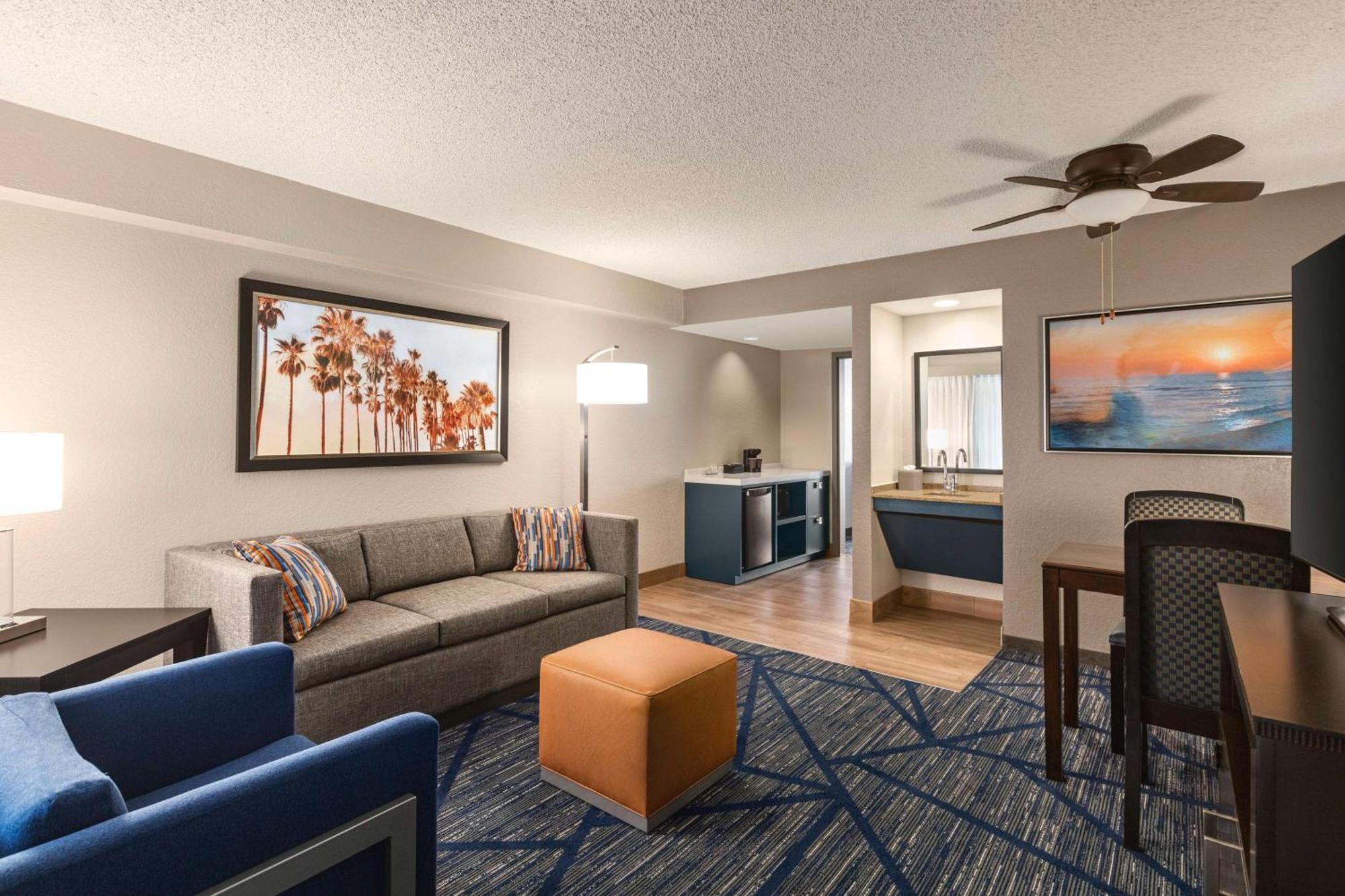 Embassy By Hilton International Airport Hotel Miami Springs